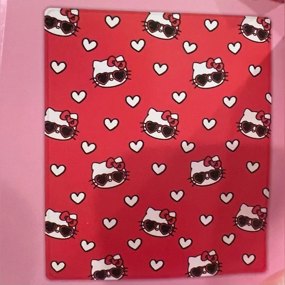 Brand New 60 x 70in Valentine’s Day Hello Kitty Throw! 😻🎀❤️ - Picture 3 of 4